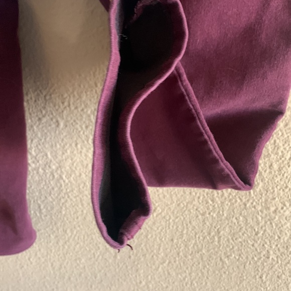 Liz Claiborne Burgundy Stretch Skinny Pants 16 - Picture 3 of 4
